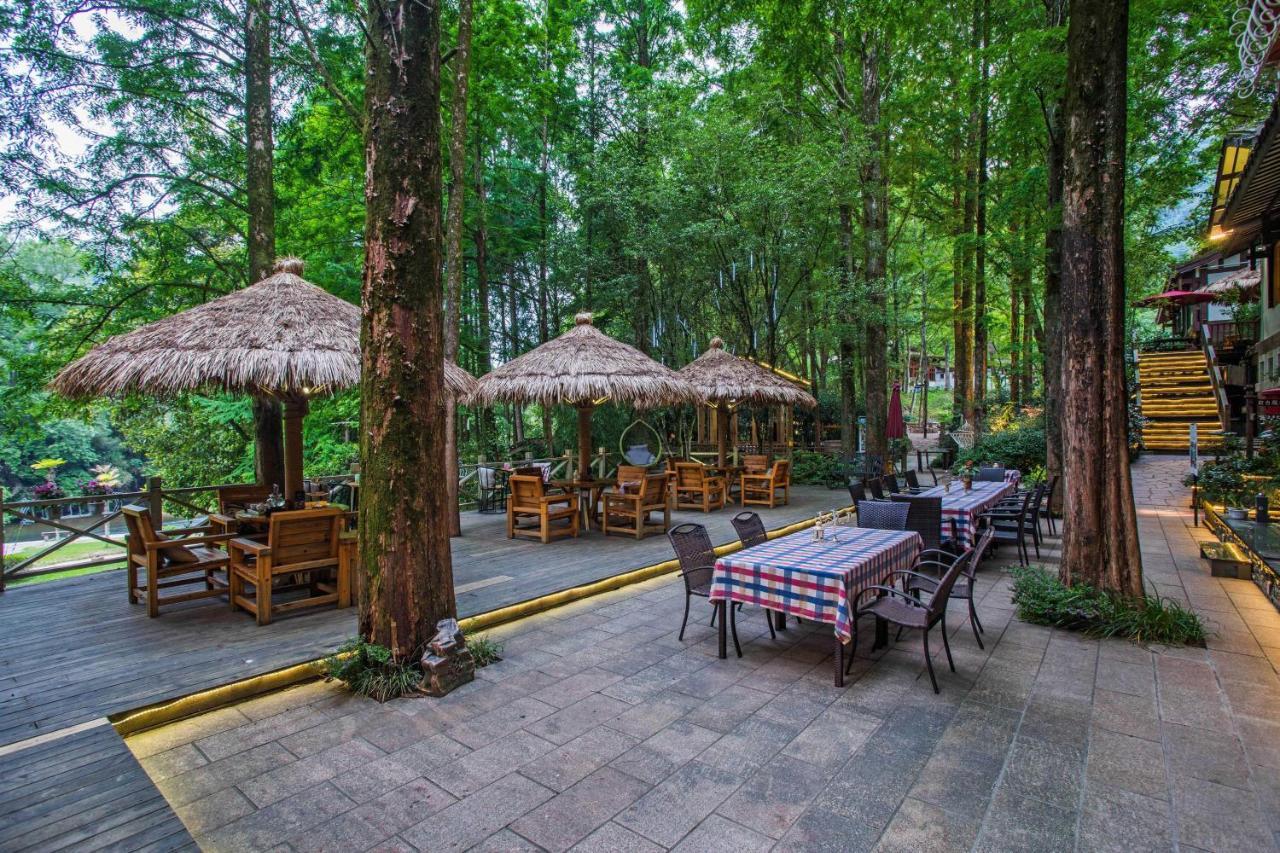 Wuyi Mountain Ancient Street Forest Living England Time Inn Wuyishan  Bagian luar foto